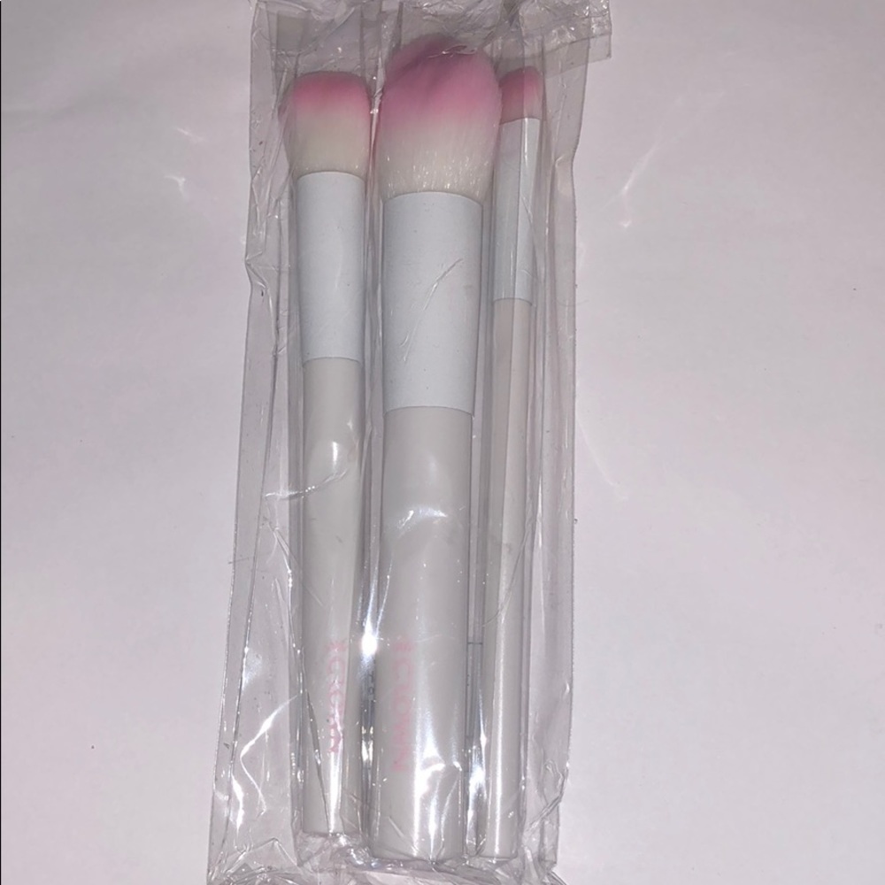 Crown Pro Trio Brush Set